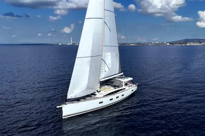 2019 Jeanneau 64