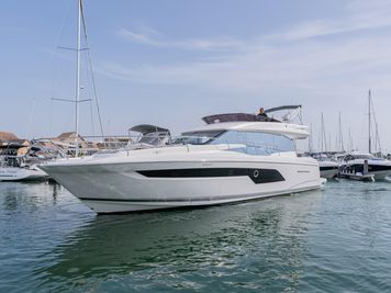 2022 Prestige 520