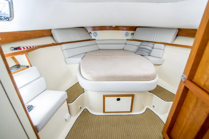 Midnight Rambler Yacht Photos Pics 