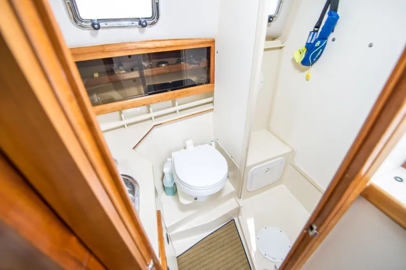 Midnight Rambler Yacht Photos Pics 