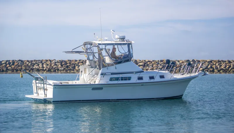 Midnight Rambler Yacht Photos Pics 