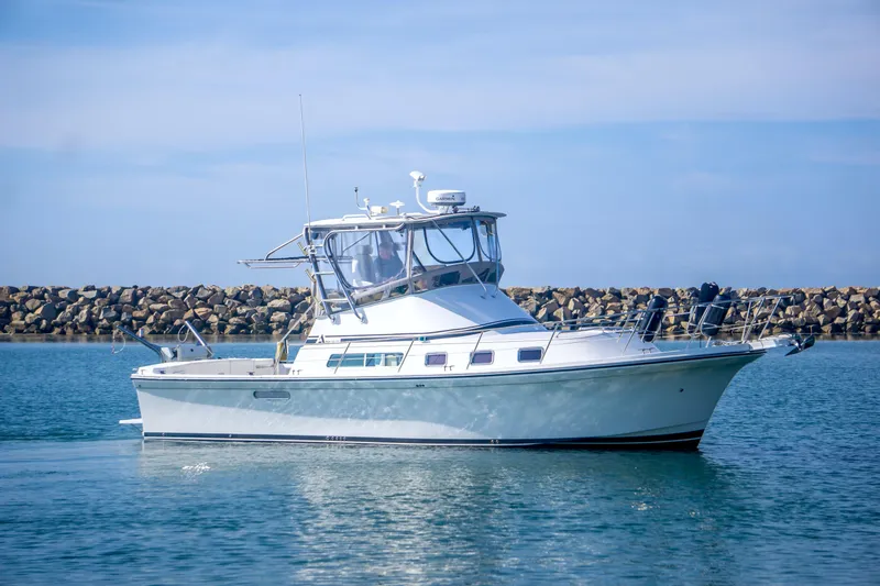 Midnight Rambler Yacht Photos Pics 