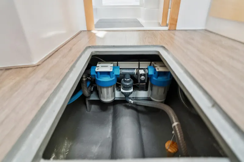 Carolina Red Yacht Photos Pics 2024 St Francis 460 yacht interior showing underfloor water filtration system.