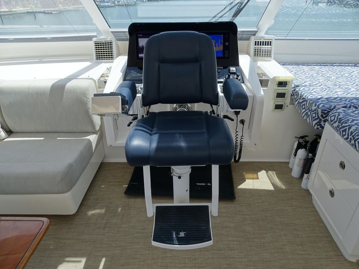 2014 Horizon 52 