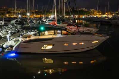 2017 Princess V48