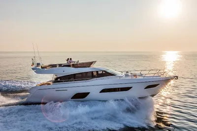 Ferretti Yachts 550