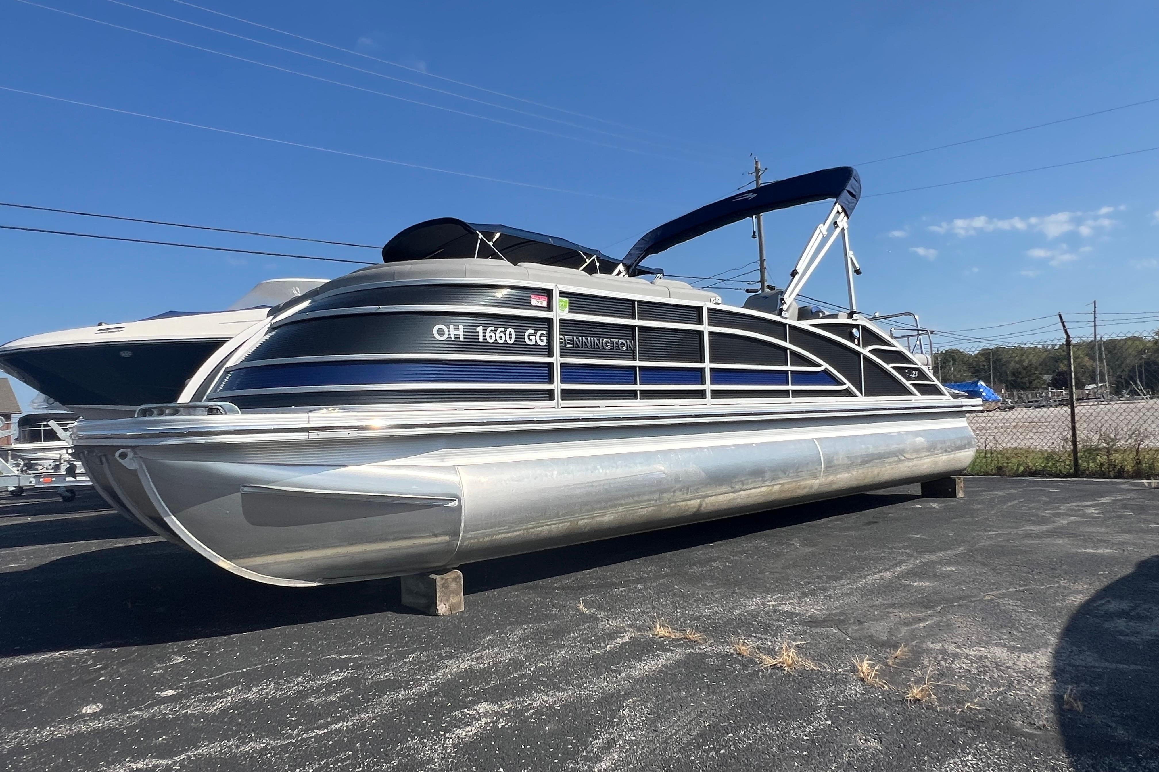 Bennington Q 23 Swingback