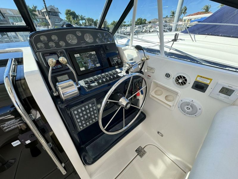 2001 Tiara Yachts 3500 Open