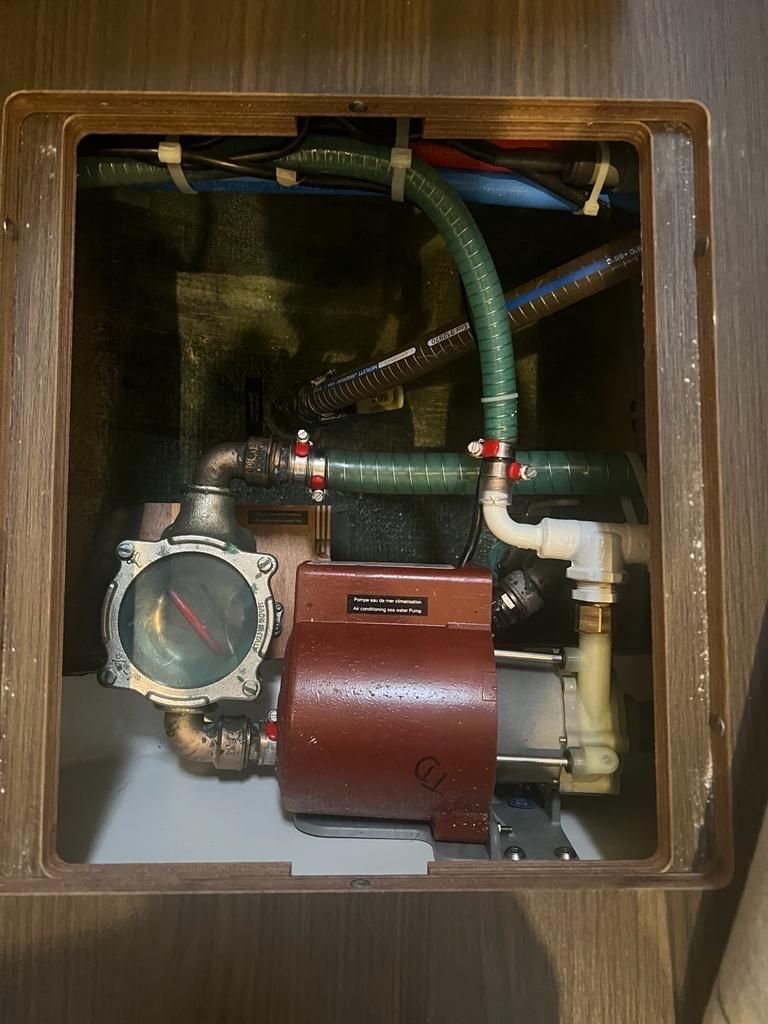 2022 Lagoon 45 