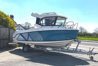 2023 Quicksilver 625 PILOTHOUSE
