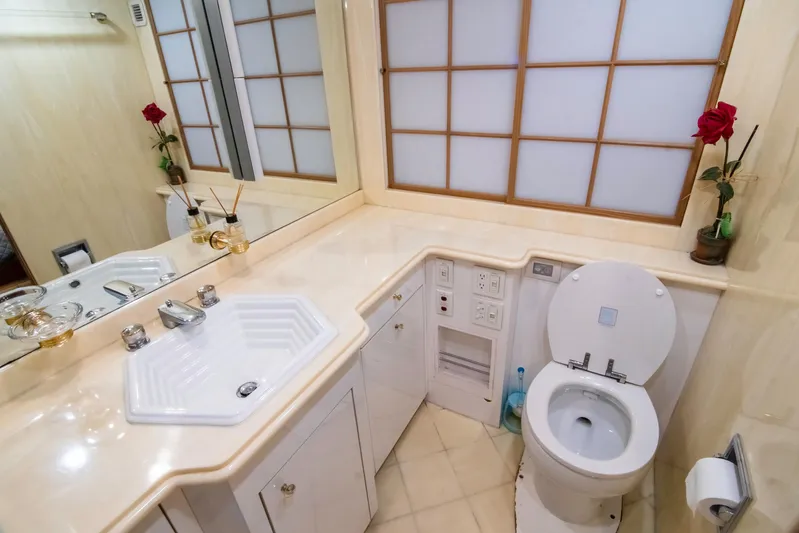 Lady Audrey Yacht Photos Pics 