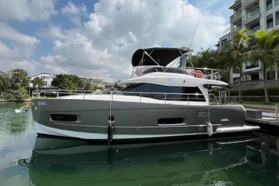 Azimut Magellano43