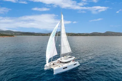 Lagoon 38