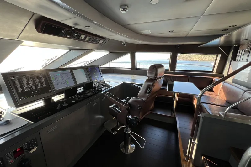 Smooth Operator Yacht Photos Pics Luxurious Jongert 39m yacht interior, 2011 model, featuring modern navigation equipment and leather seating.