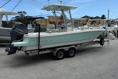 Robalo 246 Cayman