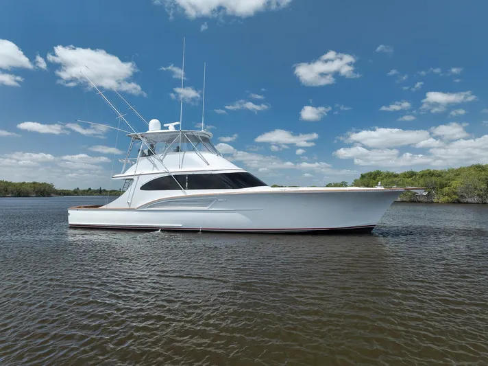 Recidivist Yacht Photos Pics 2006 B&D 60 Custom Carolina- Profile