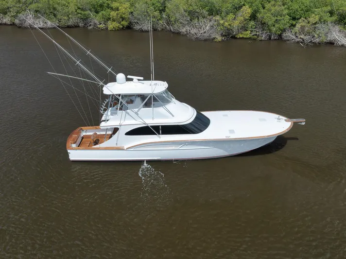 Recidivist Yacht Photos Pics 2006 B&D 60 Custom Carolina- STBD Profile