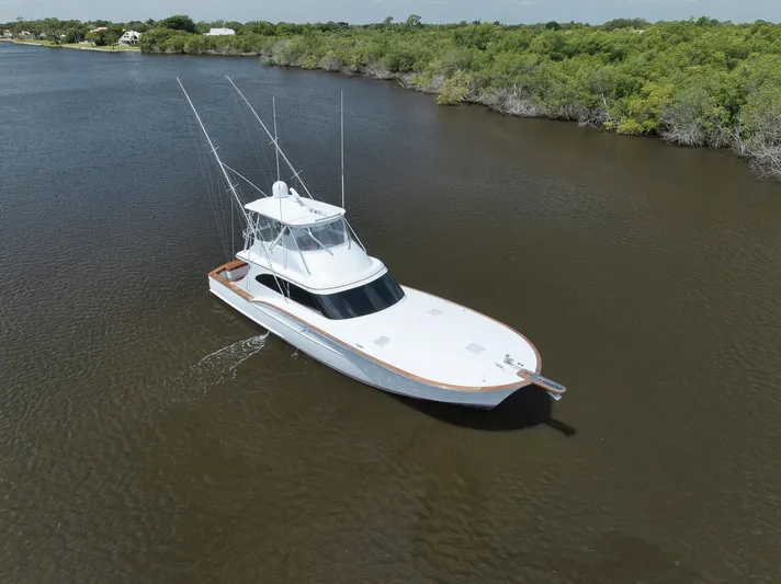 Recidivist Yacht Photos Pics 2006 B&D 60 Custom Carolina- Profile