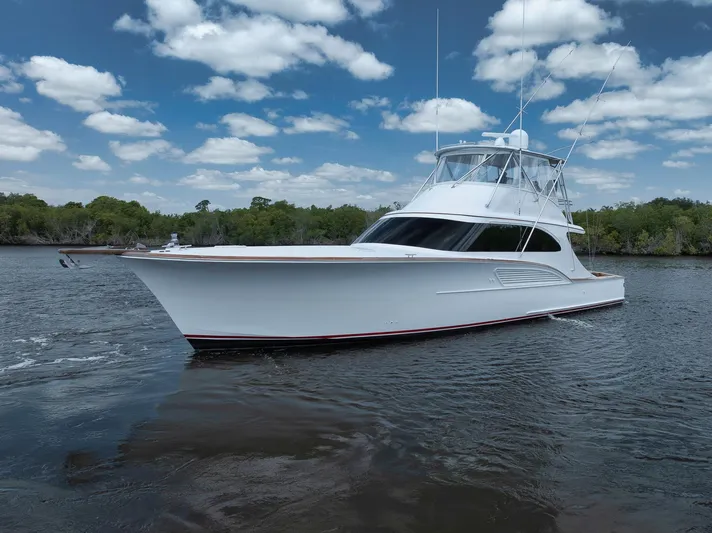 Recidivist Yacht Photos Pics 2006 B&D 60 Custom Carolina- Port Profile