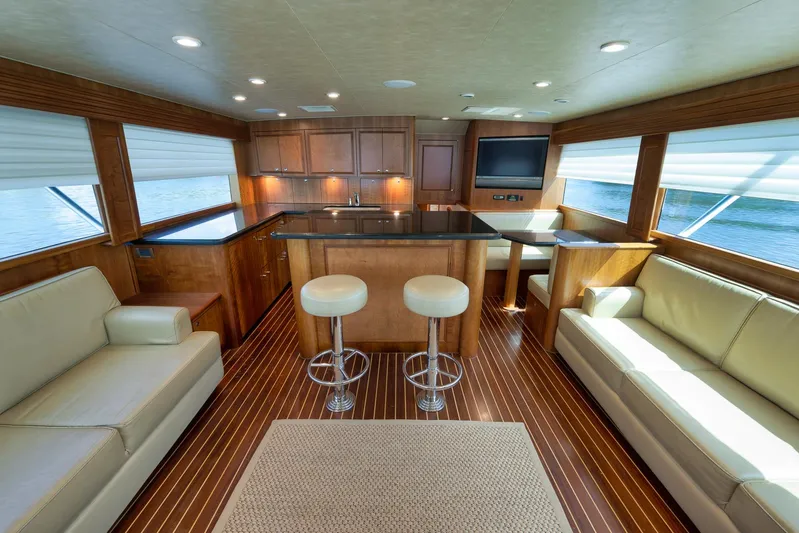 Recidivist Yacht Photos Pics 2006 B&D 60 Custom Carolina- Salon