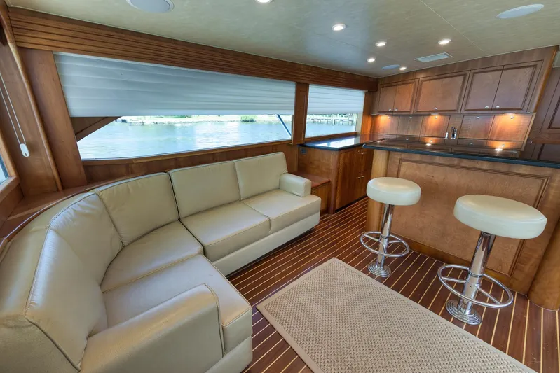 Recidivist Yacht Photos Pics 2006 B&D 60 Custom Carolina- Salon