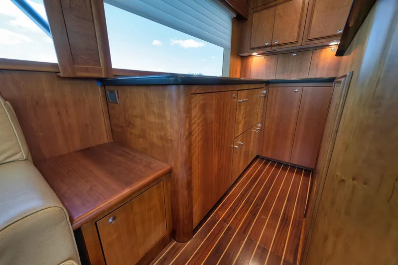 Recidivist Yacht Photos Pics 2006 B&D 60 Custom Carolina- Galley