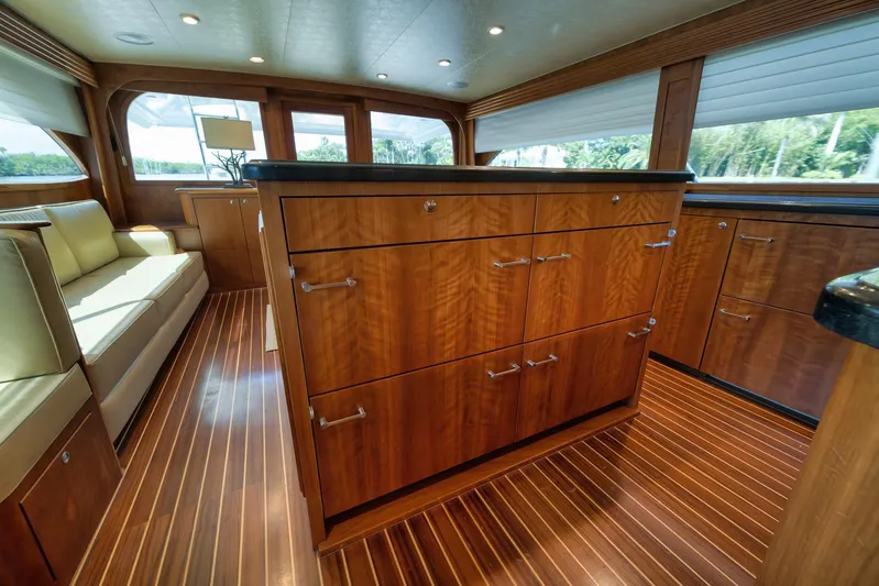 Recidivist Yacht Photos Pics 2006 B&D 60 Custom Carolina- Galley