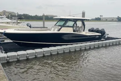 2022 Scout 355 LXF CC