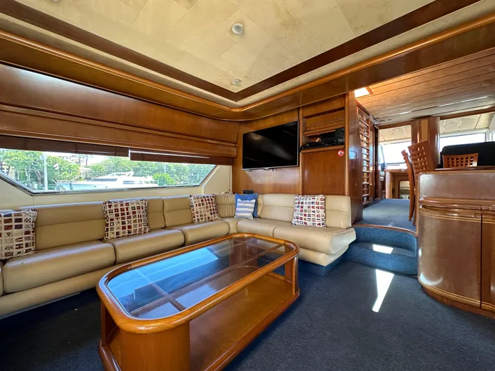  Yacht Photos Pics Luxurious interior of a 1998 Ferretti Yachts 80 with elegant seating and modern amenities.