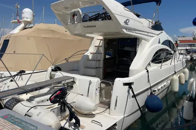 2001 Azimut 42