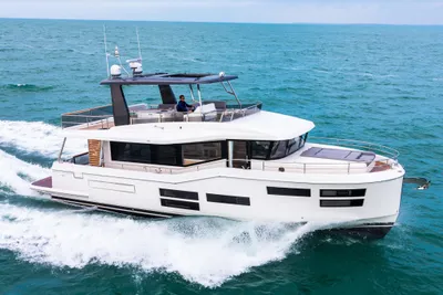 Beneteau Grand Trawler 62
