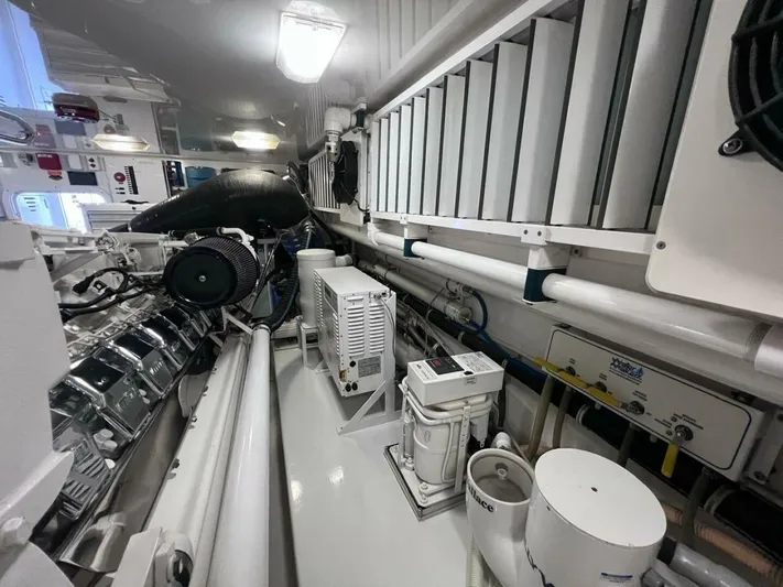 Last Call Yacht Photos Pics 