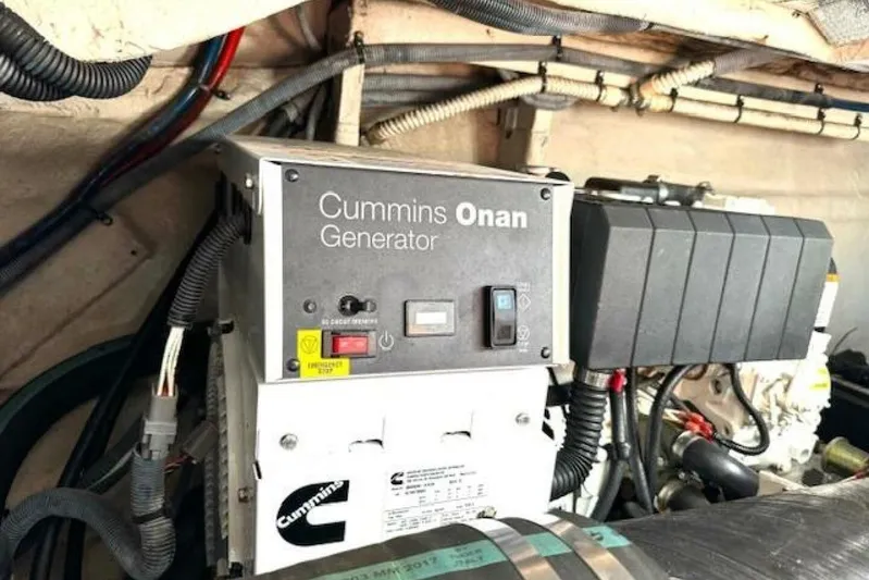  Yacht Photos Pics Cummins Onan generator in 2003 Sea Ray 420 Sundancer engine room.
