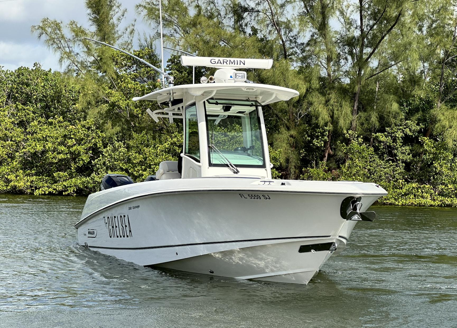 2014 Boston Whaler 280 Outrage Center Console for sale - YachtWorld