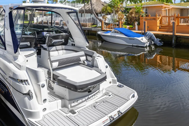 Gettin Trashy Yacht Photos Pics 