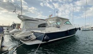 Tiara Yachts 42
