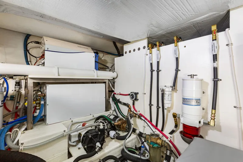 Sustina Yacht Photos Pics 