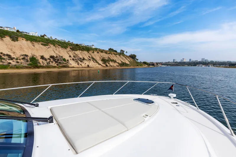 Sustina Yacht Photos Pics 