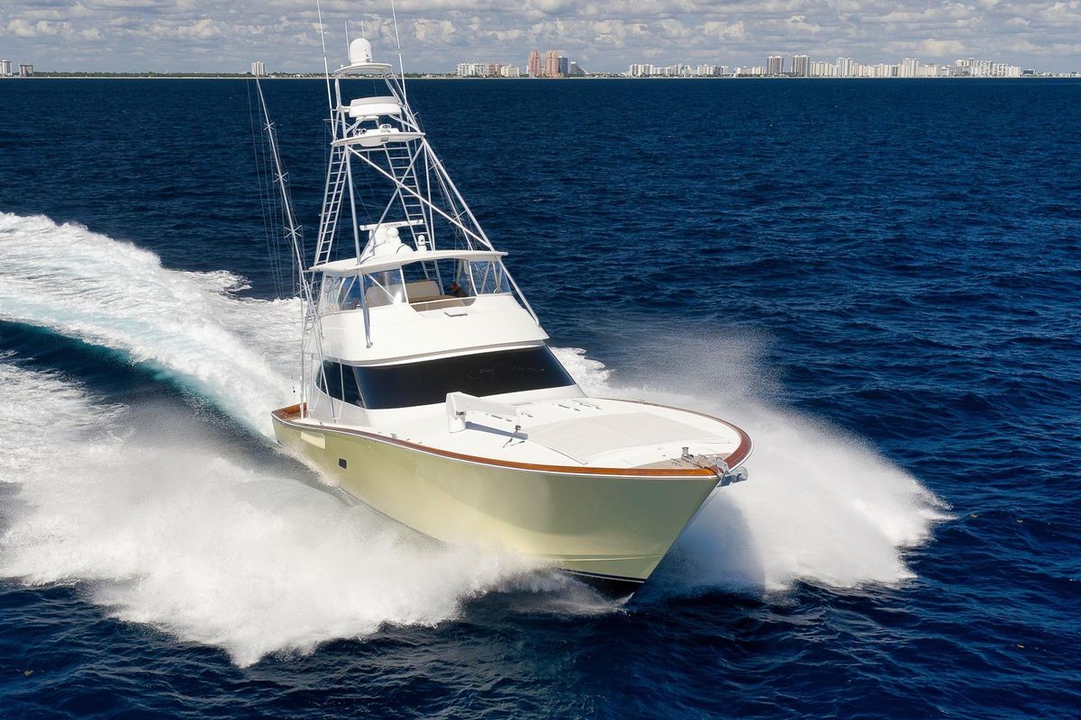 2010 Viking 82