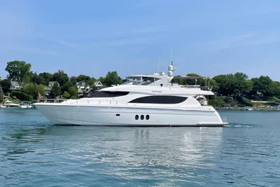 Hatteras 80 Motor Yacht