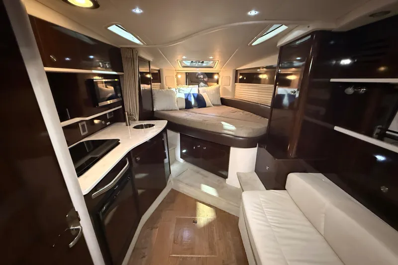  Yacht Photos Pics Luxurious interior of 2017 Sea Ray Sundancer 330 yacht with modern amenities.