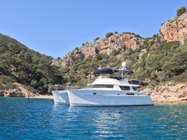 2010 Fountaine Pajot 46 