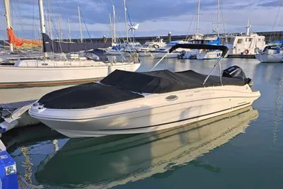 2022 Bayliner VR6 Bowrider