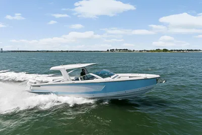 Aviara AV36 Outboard