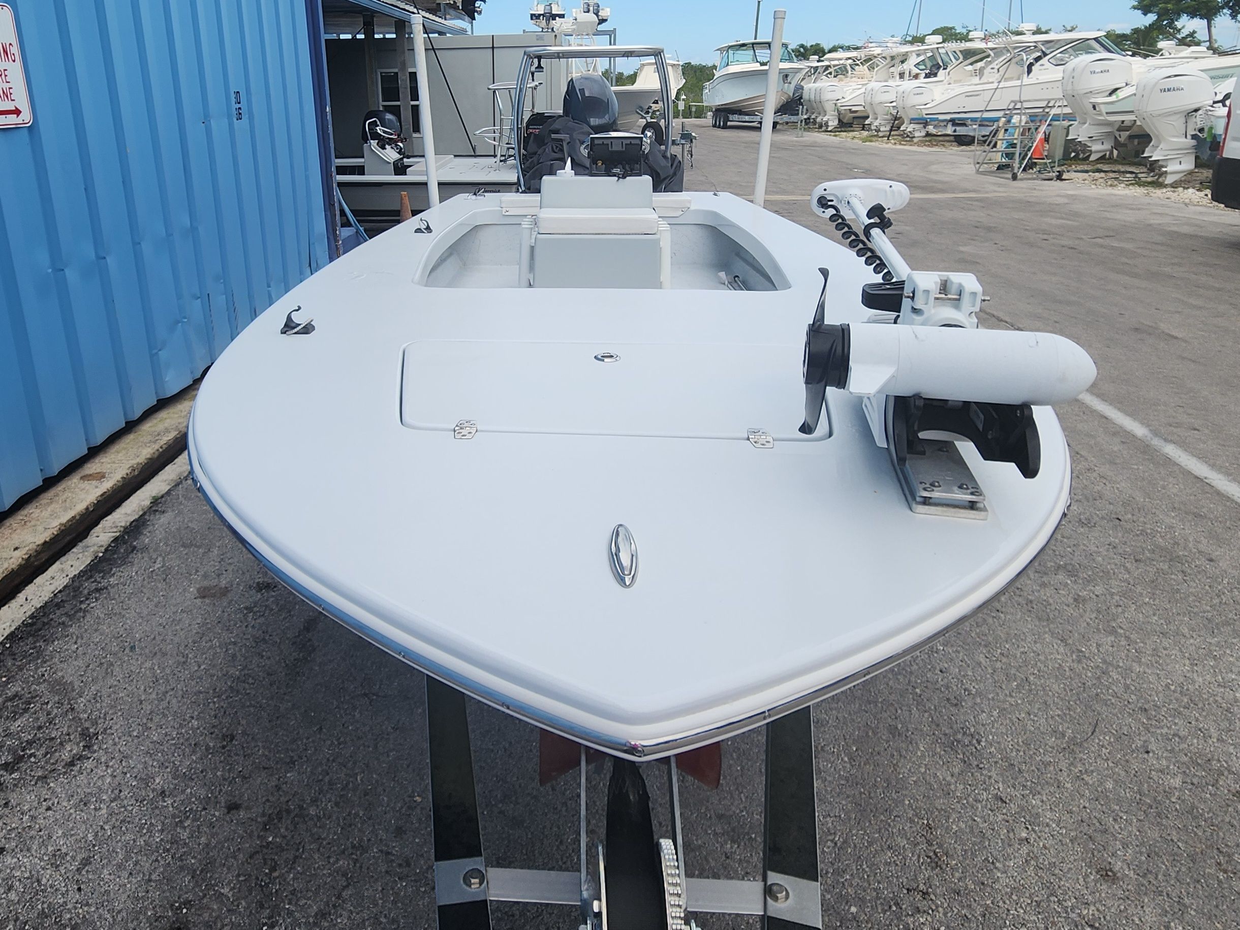 2023 RIPTIDE 17 FLATS - Image 3