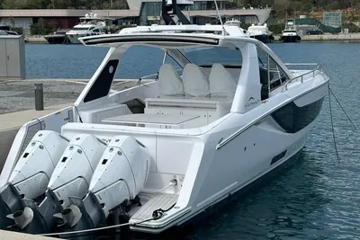 Azimut Verve 42