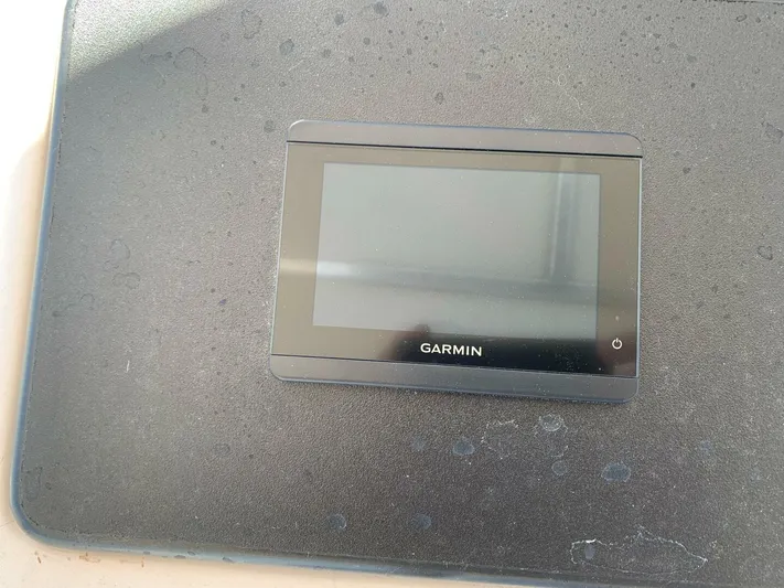 Sundog Yacht Photos Pics Garmin navigation system on 1996 Ocean Alexander 423 Classico boat.