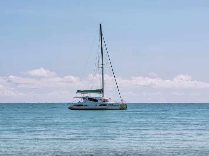 Ohana Yacht Photos Pics 2016 Leopard 44 catamaran sailing on calm sea.