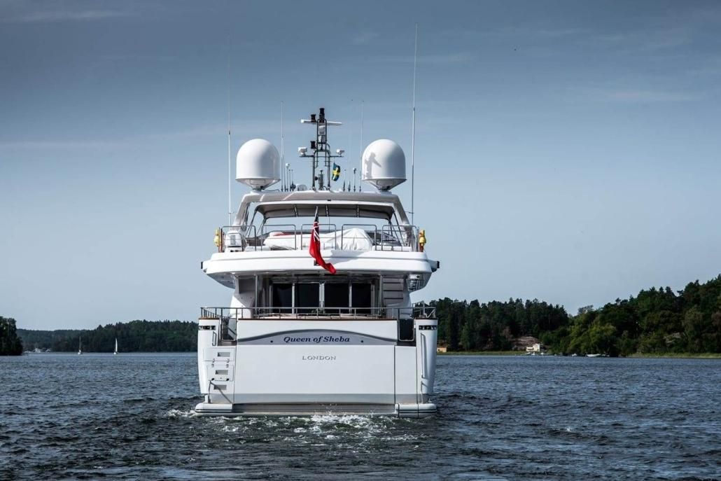 2006 Ferretti Yachts 111 