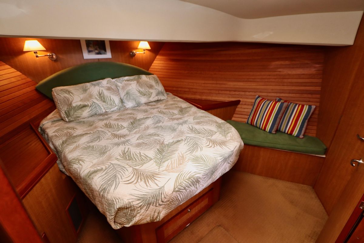 2007 Mainship 43 